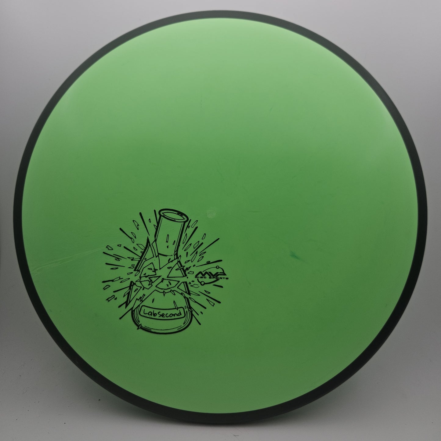 #9067 176g Green, Lab Second Fission Reactor - Lab Second